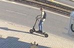 Wypadek w Bydgoszczy. Hulajnogą potrącił 76-latka i uciekł. Senior trafił do szpitala 