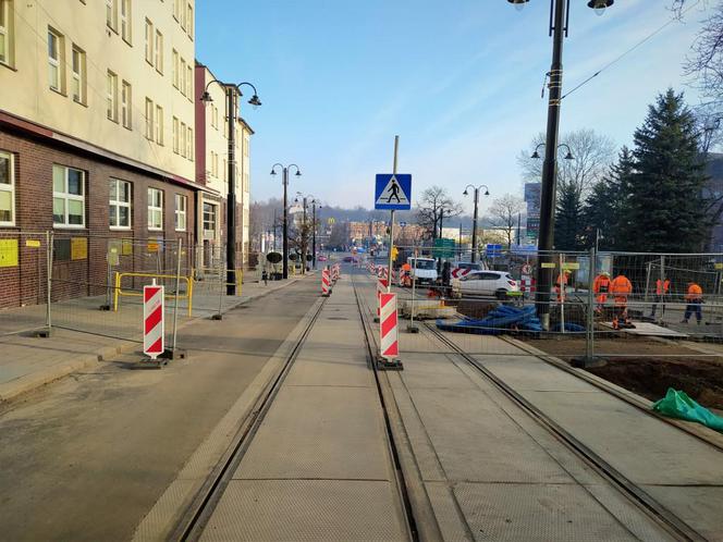 Zabrze: Tramwaj linii numer 3 wrócił na tory. "Piątka" powróci za miesiąc [ZDJĘCIA]