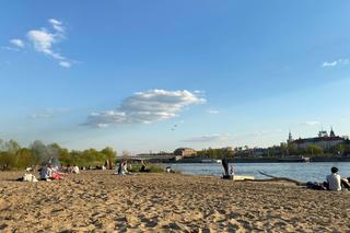 Wyjątkowy koncert na plaży nad Wisłą. Zebrani usłyszą hity Wodeckiego, Krawczyka i Zauchy