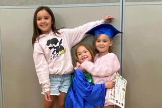 Zamordował trzy córeczki i zbiegł. Szukają go w lesie. To wojskowy, umie przetrwać