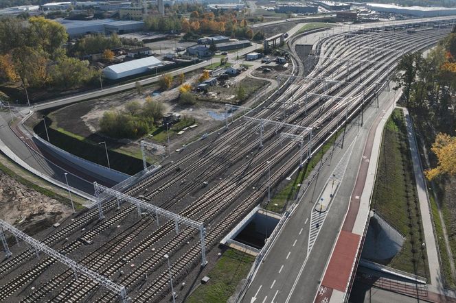 Nowoczesna stacja kolejowa w Ełku. Zakończono modernizację. Zobacz zdjęcia