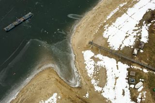 Podwodna wieś w Małopolsce. Pod Jeziorem Czorsztyńskim odnaleziono ruiny domów