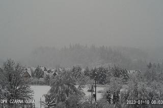 Zima powróciła w Tatry. W górach obowiązuje drugi stopień zagrożenia lawinowego