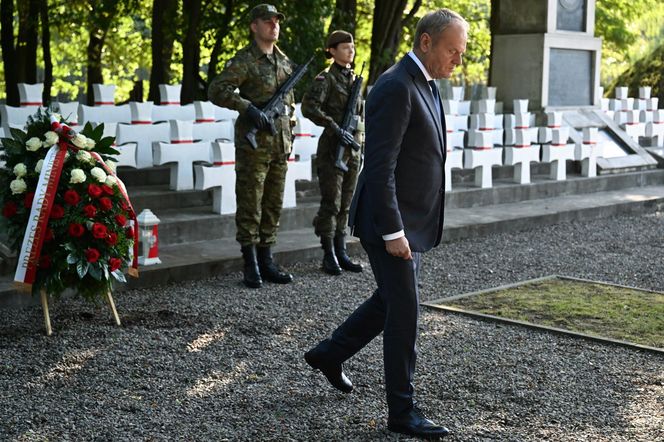 Donald Tusk stanowczo: "Musimy stać za polskimi żołnierzami"