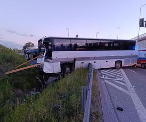 Kraksa autobusów w Nowej Hucie. Nie żyje 61-letni kierowca MPK