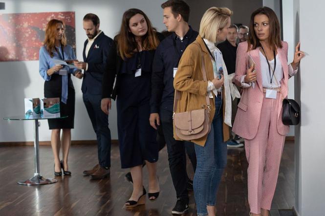 Barwy szczęścia, odc. 2155. Kasia (Katarzyna Glinka), Szymon (Maciej Marczewski), Bożena (Marieta Żukowska)