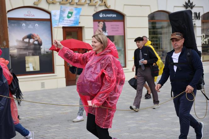 Lubelska Piesza Pielgrzymka na Jasną Górę 2024. Pątnikom deszcz niestraszny!