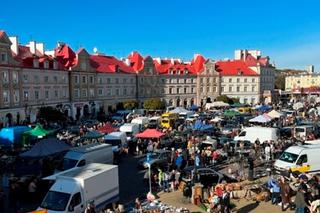 Lubelska Giełda Staroci, czyli wielkie myszkowanie. Do Lublina zjechali się miłośnicy militariów, starych książek i zegarków