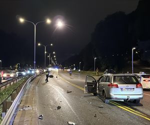 Wiemy, kto zginął w wypadku na Wisłostradzie. To znany lekarz i jego syn. Wszyscy go doceniali