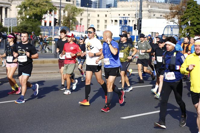 Uczestnicy 46. edycji Nationale-Nederlanden Maratonu Warszawskiego