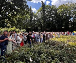 Kolejka tort urodziny Szczecina 