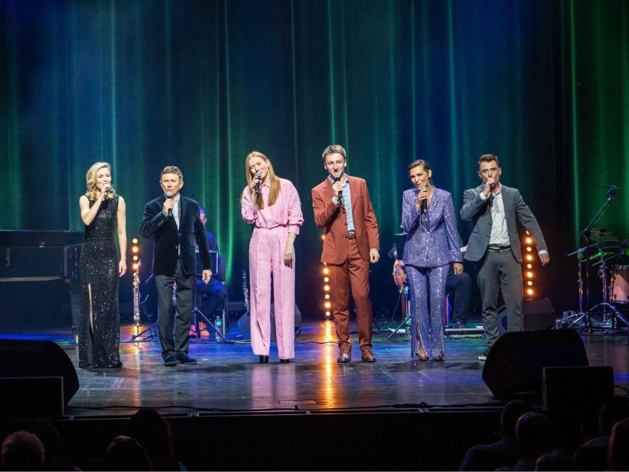 Kulturalny Relaks: Dlaczego Kabaret, Koncerty i Teatr wciąż Królują w Naszych Życiach