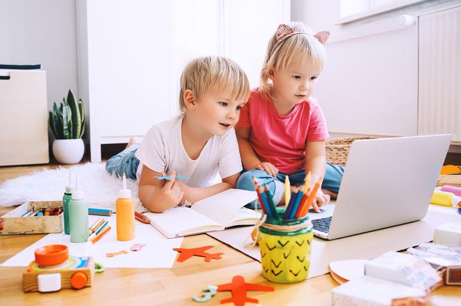 Jak odciągnąć dziecko od komputera i tabletu?