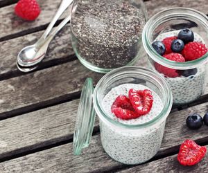 Budyń chia. Porcja zdrowia idealna na śniadanie lub deser  