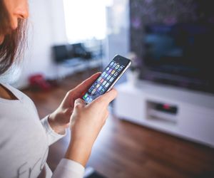 Małe gadżety bezprzewodowe smart home zmienią ci dom w inteligentny