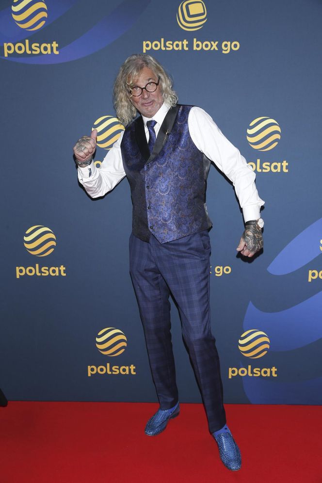 Gwiazdy na jesiennej ramówce Polsatu błyszczały błękitem i dekoltami poniżej pasa. Tylko Ada Fijał i Kasia Cichopek przełamały sztampę