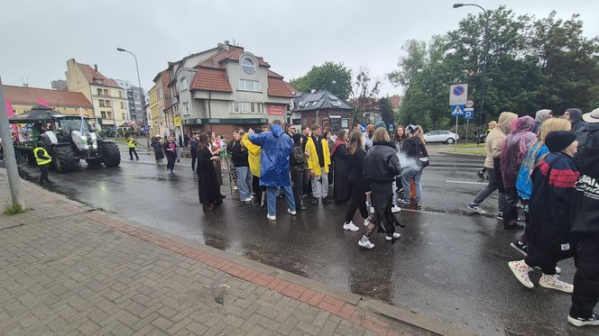 Kortowiada 2025. Parada Wydziałów rozpoczęła juwenalia. Zobacz zdjęcia!