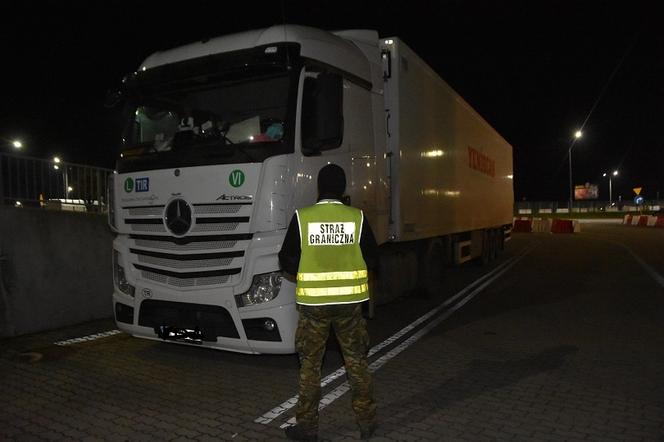 Skradziona ciężarówka nie opuściła granicy Polski
