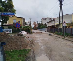 Kończy się remont, a właściwie budowa z kostki ulicy Fabrycznej w Siedlcach