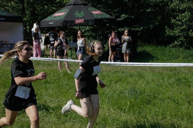 Bieg o Złotego Dzika 2024. Tak studenci bawili się przed oficjalnym rozpoczęciem Kortowiady! [ZDJĘCIA]