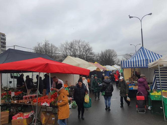 Bazarek Na Dołku w Warszawie