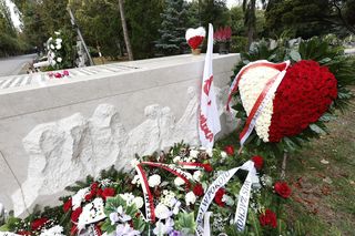 Tak wygląda grób Kornela Morawieckiego w 6. rocznicę śmierci