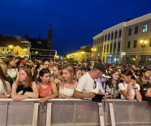 Dni Miasta Białegostoku 2024. Enej i Margaret przyciągnęły tłumy na Rynek Kościuszki [ZDJĘCIA]