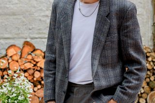 Nikodem Rozbicki chwali się podróżą vanem. Nie jest jednak sam, towarzyszy mu tajemnicza blondynka 