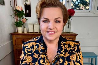 „Pilnowały, żebym zjadła łyżkę zupy”. Katarzyna Bosacka wspomina jak bardzo po rozstaniu z mężem pomogły jej dzieci