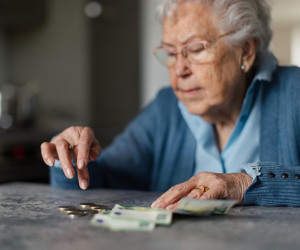 Waloryzacja emerytur 2025: nowe stawki świadczeń