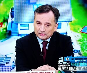 Zbigniew Ziobro pojawił się nagle w TV Republika! Policja pod siedzibą stacji!