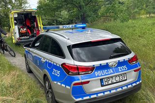 Dramat na Bielanach. Nastolatek wywrócił się na rowerze. W akcji śmigłowiec LPR