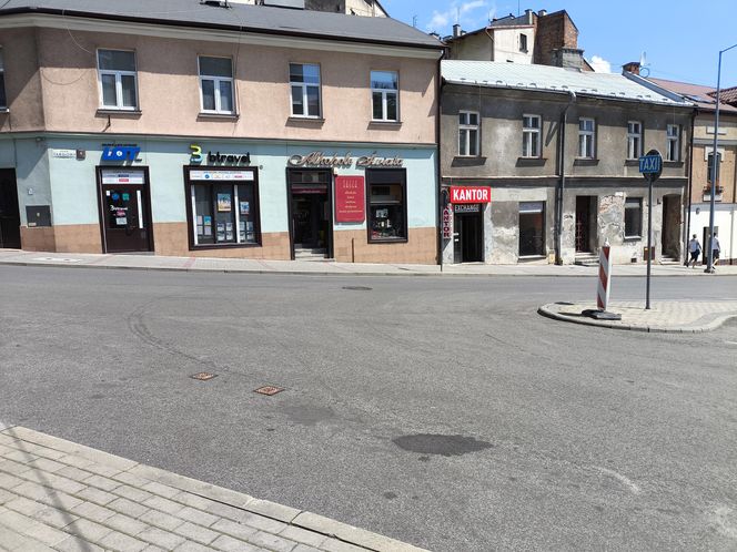 Zmiana organizacji ruchu na skrzyżowaniu ulic św. Anny i Targowej w Tarnowie