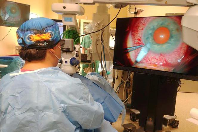 Lubelscy okuliści uratowali pacjentce wzrok. Wykonali trudny, pionierski zabieg
