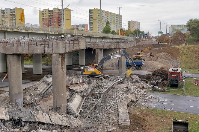 Wiadukt na Wojska Polkiego jest juz rozebrany