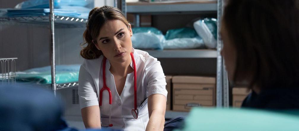 Na dobre i na złe odc. 730. Julka Burska (Aleksandra Hamkało), Hania Sikorka (Marta Żmuda Trzebiatowska)