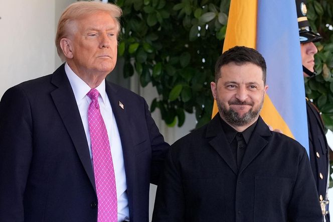 Zełenski przyniósł mapę z "czułymi punktami" Rosij