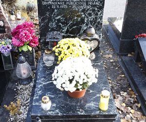 Tak wyglądają groby Zapasiewicza, Tyma, Kołaczkowskiej, Stoparczyk