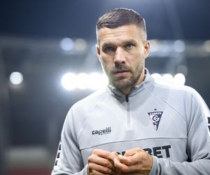 Lukas Podolski oficjalnie ogłosił otwarcie kebaba w Zabrzu! Specjalne plakaty pojawiły się w centrum miasta