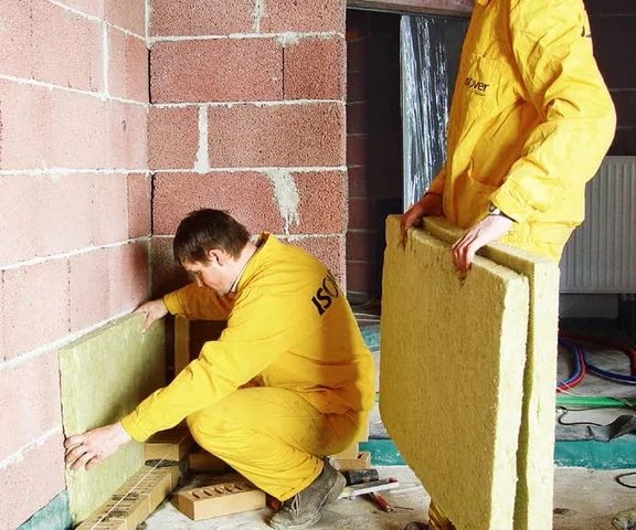 Jak wyciszyć ściany, stropy i instalacje? Jak uniknąć mostków akustycznych