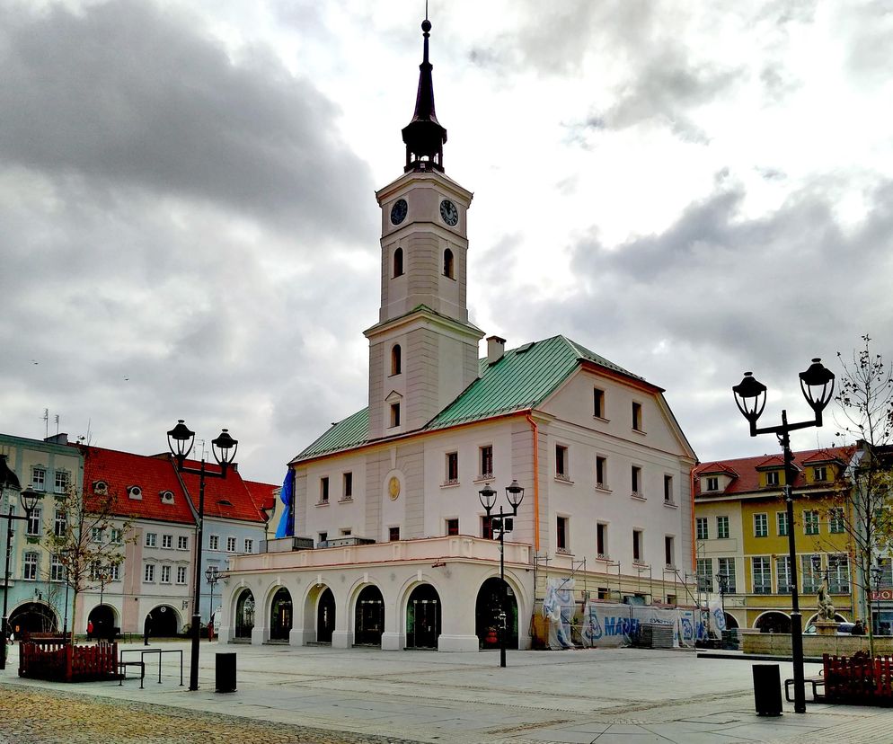 Ratusz w Gliwicach wygląda jeszcze piękniej. Tak, to możliwe