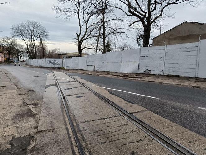Nieczynne torowisko zniknie z ul. Mazowieckiego w Radomiu! Zyskają  na tym rozwrzyści 