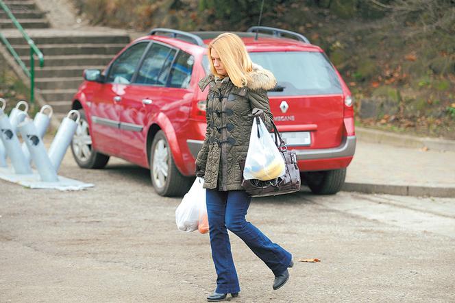 Bogato u Tusków i Kaczyńskich