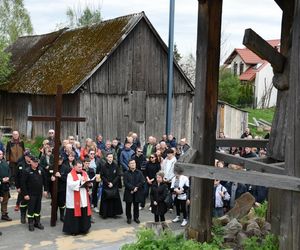 Droga krzyżowa Nowa Słupia - Święty Krzyż. 18 kwietnia 2025
