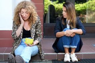 Barwy szczęścia odc. 2968: Kasia (Katarzyna Glinka), Żabcia (Hanna Klepacka)