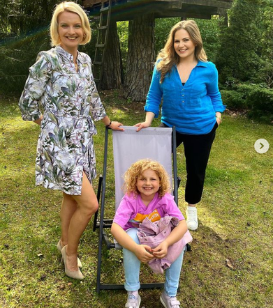 M jak miłość po wakacjach 2022. Weronika (Ewelina Kudeń-Nowosielska), Pola (Hanna Nowosielska), Anita (Melania Grzesiewicz)