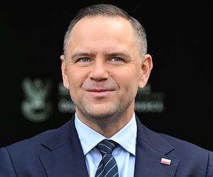 Tak ma na drugie imię Karol Nawrocki. Mało kto o tym, wie a popularność imienia rośnie 