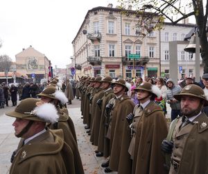  Uroczystości pod pomnikiem Józefa Piłsudskiego w Rzeszowie 