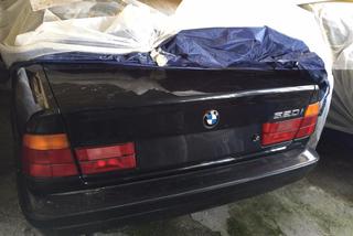 Bułgaria. Odnaleziono w magazynie 11 fabrycznie nowych BMW E34