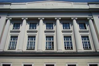 Zbliża się sesja! Gdzie się uczyć w ciszy i spokoju? Podpowiadamy 8 najlepszych miejsc! [PRZEGLĄD]